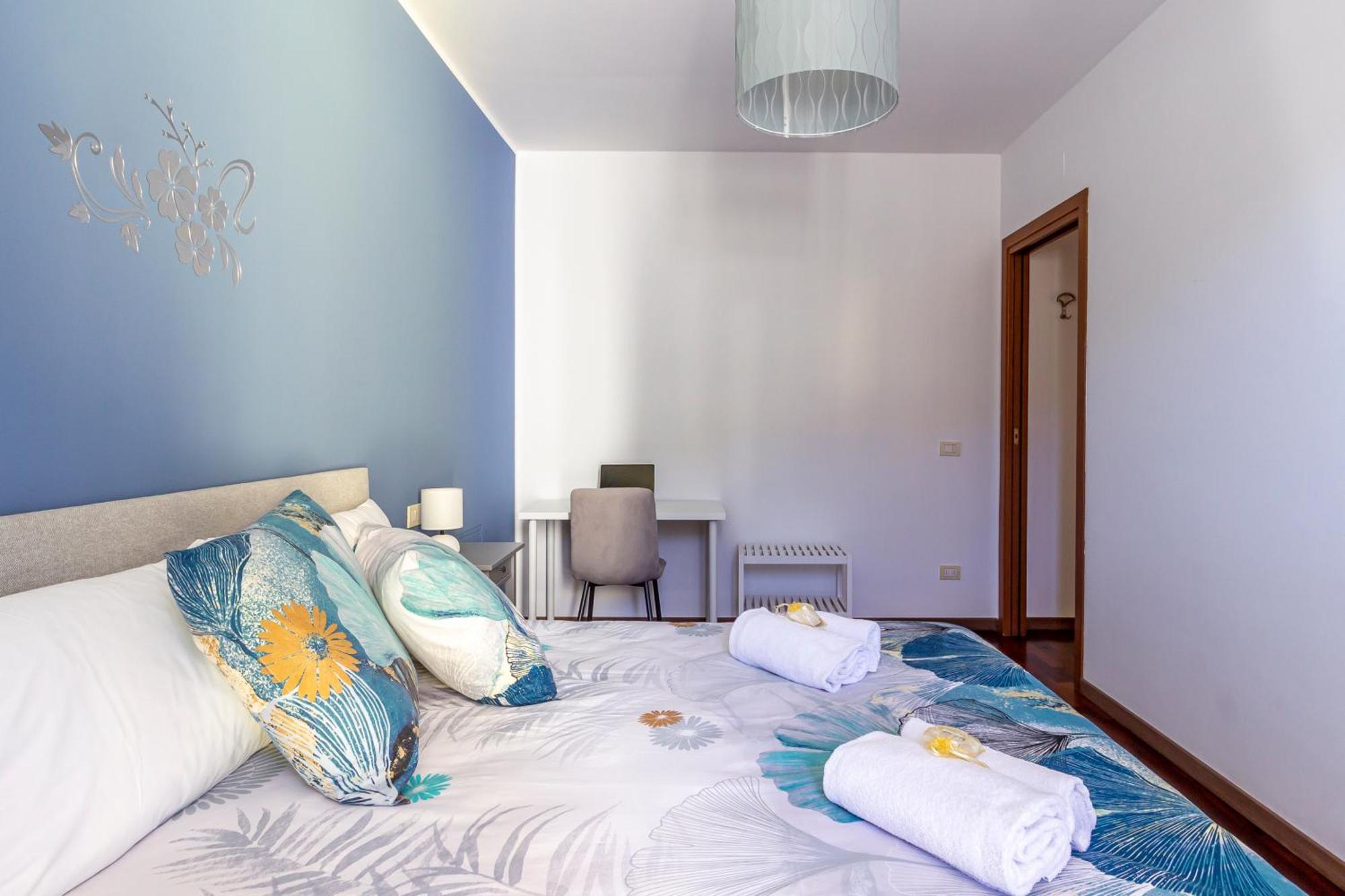 Station & Center - Self Check-in & Remote Access Appartement Como